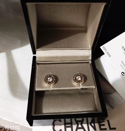 耳釘銀針黑了還能帶嗎？耳釘銀針黑了能繼續(xù)戴嗎？