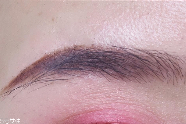 初學(xué)者怎么畫(huà)出自然的眉毛 新手畫(huà)眉毛3個(gè)步驟 初學(xué)者怎么畫(huà)出自然的眉毛 新手畫(huà)眉毛3個(gè)步驟