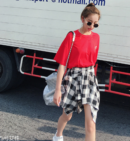 夏天穿紅色衣服吸熱嗎？夏天穿紅色會熱嗎？