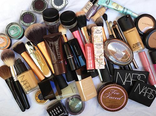 化妝后長痘痘粉刺是什么原因 6個預防技巧 化妝后長痘痘粉刺是什么原因 6個預防技巧