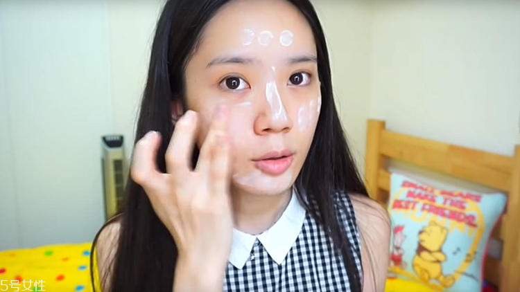 夏季約會甜美妝教程 甜美妝容化妝步驟帶圖 夏季約會甜美妝教程 甜美妝容化妝步驟帶圖