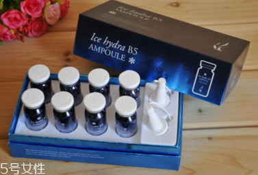 ahc冰點(diǎn)玻尿酸冷凍精華有什么功效 ahc冰點(diǎn)精華是什么 ahc冰點(diǎn)玻尿酸冷凍精華有什么功效 ahc冰點(diǎn)精華是什么