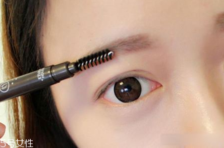 亞洲人怎么畫歐美妝 亞洲妹紙適用的歐美妝容教程 亞洲人怎么畫歐美妝 亞洲妹紙適用的歐美妝容教程