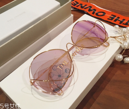 太陽鏡可以帶上飛機嗎？太陽鏡能不能帶上飛機？