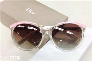 太陽鏡是玻璃鏡片嗎？太陽鏡鏡片是玻璃的嗎？