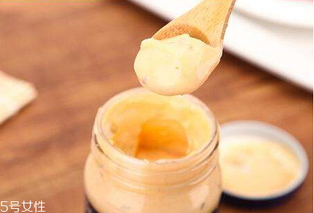 蛋黃醬怎么吃 蛋黃醬怎么保存 蛋黃醬怎么吃 蛋黃醬怎么保存