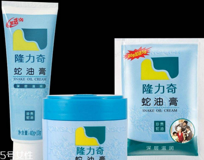 蛇油膏能治灰指甲嗎？灰指甲能用蛇油膏治嗎？