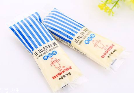 丘比沙拉醬哪個(gè)味好吃 丘比沙拉醬紅色好吃藍(lán)色好吃 丘比沙拉醬哪個(gè)味好吃 丘比沙拉醬紅色好吃藍(lán)色好吃