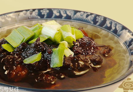 炸醬怎么吃 炸醬的吃法 炸醬怎么吃 炸醬的吃法