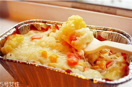 芝士焗飯熱量高嗎 哪種焗飯熱量高 芝士焗飯熱量高嗎 哪種焗飯熱量高