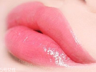 怎么涂口紅沒有唇紋 怎么涂口紅不干沒唇紋 怎么涂口紅沒有唇紋 怎么涂口紅不干沒唇紋