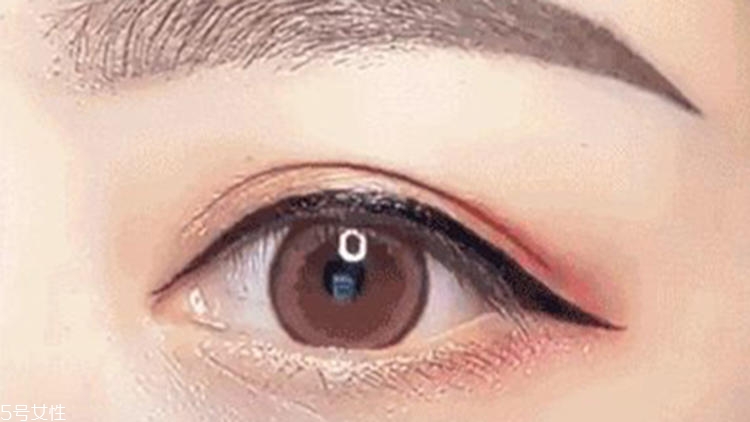 做運(yùn)動(dòng)化什么妝比較好 活力滿滿運(yùn)動(dòng)妝容教程 做運(yùn)動(dòng)化什么妝比較好 活力滿滿運(yùn)動(dòng)妝容教程