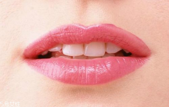 怎么涂口紅沒有唇紋 怎么涂口紅不干沒唇紋 怎么涂口紅沒有唇紋 怎么涂口紅不干沒唇紋