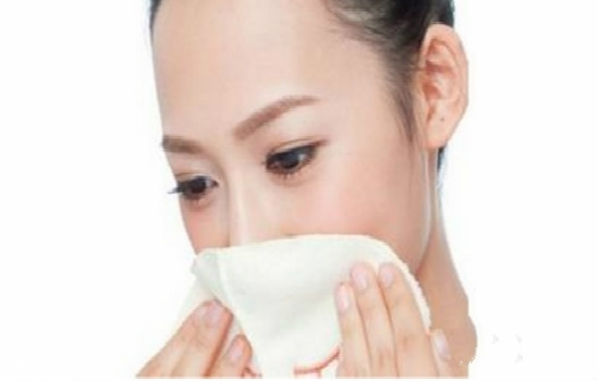 怎么涂口紅沒有唇紋 怎么涂口紅不干沒唇紋 怎么涂口紅沒有唇紋 怎么涂口紅不干沒唇紋