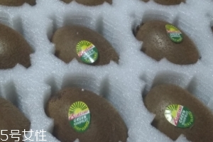 綠心獼猴桃硬的能吃嗎？硬的綠心獼猴桃能吃嗎？