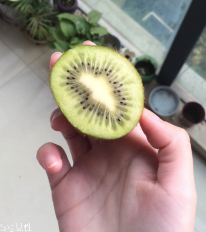 綠心獼猴桃怎么催熟？綠心獼猴桃的催熟方法