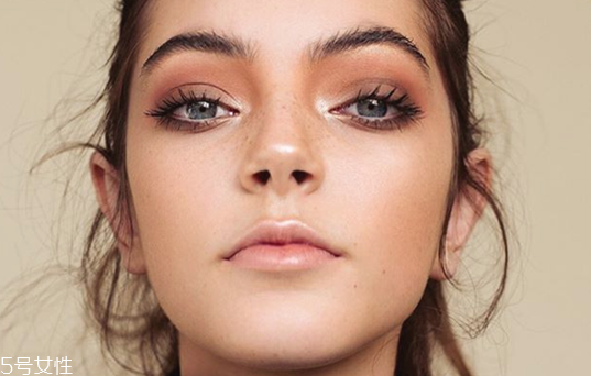 嘟嘟唇豐唇保持多久 嘟嘟唇豐唇維持時間 嘟嘟唇豐唇保持多久 嘟嘟唇豐唇維持時間