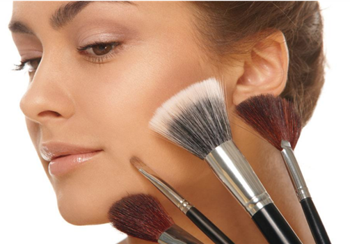 玻尿酸豐唇適合什么人 玻尿酸豐唇適合人群 玻尿酸豐唇適合什么人 玻尿酸豐唇適合人群