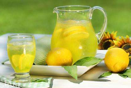 檸檬汁去妊娠紋什么原理 檸檬汁去妊娠紋具體方法 檸檬汁去妊娠紋什么原理 檸檬汁去妊娠紋具體方法