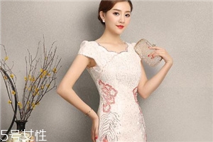 中國(guó)風(fēng)連衣裙怎么搭配？中國(guó)風(fēng)連衣裙搭配圖片