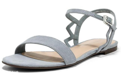 腳寬的人適合穿什么涼鞋？腳胖穿什么涼鞋好看？