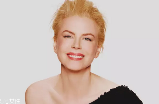 瑞藍玻尿酸是大分子的嗎 玻尿酸大分子和小分子的區(qū)別 瑞藍玻尿酸是大分子的嗎 玻尿酸大分子和小分子的區(qū)別