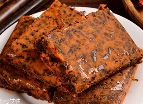 火鍋底料多少錢(qián)一包 火鍋底料什么味道 火鍋底料多少錢(qián)一包 火鍋底料什么味道