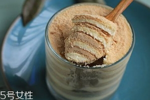 木糠杯熱量高嗎 吃木糠杯會(huì)胖嗎 木糠杯熱量高嗎 吃木糠杯會(huì)胖嗎