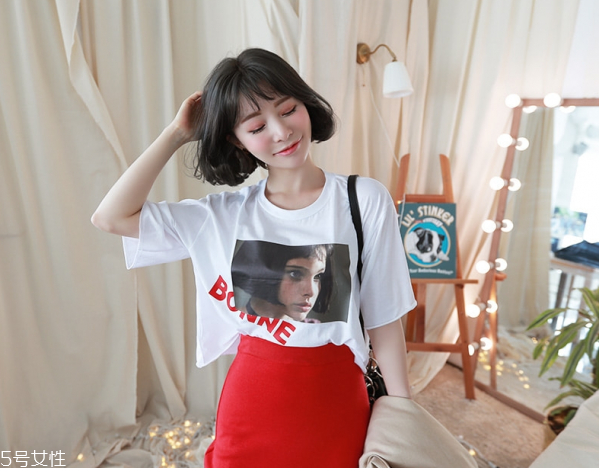 短袖t恤太長怎么辦 t恤怎么打結