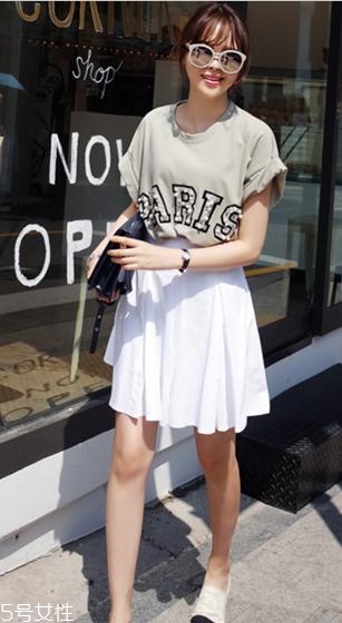 短袖t恤太長怎么辦 t恤怎么打結