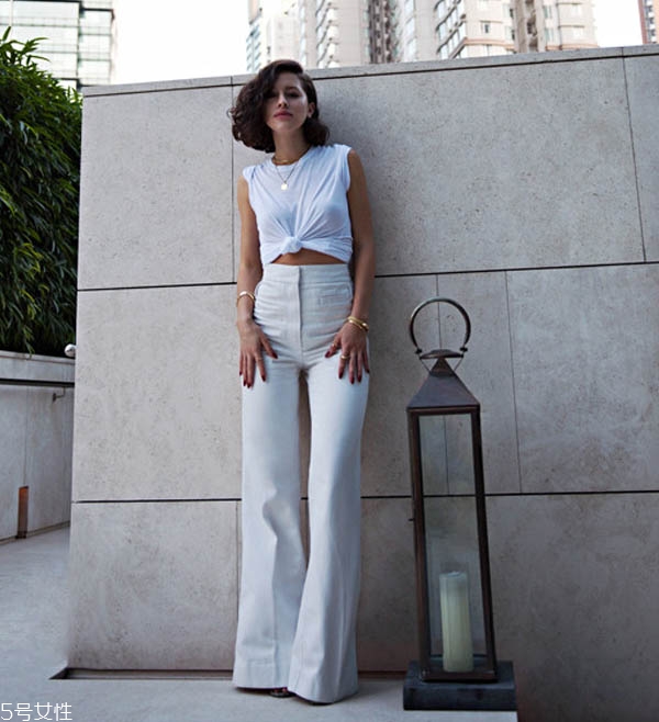 短袖t恤太長怎么辦 t恤怎么打結