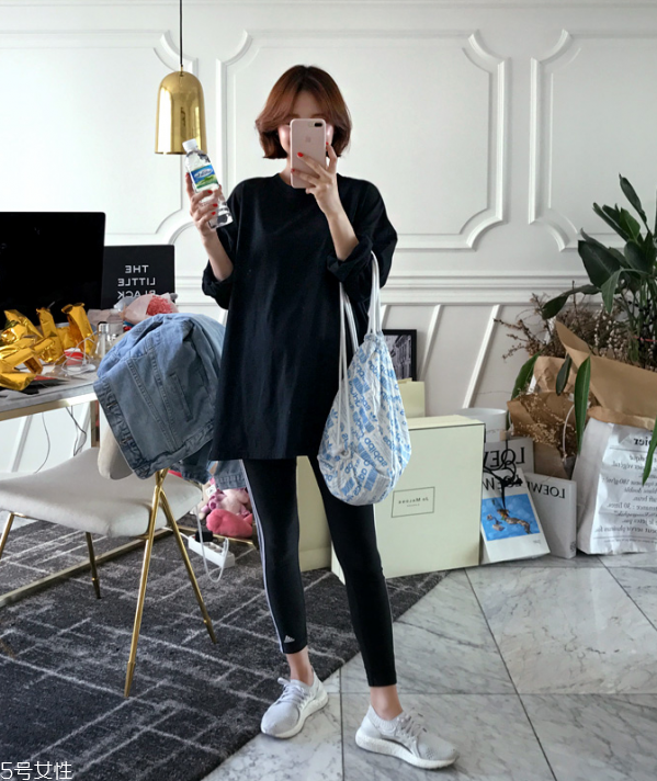 短袖t恤太長怎么辦 t恤怎么打結