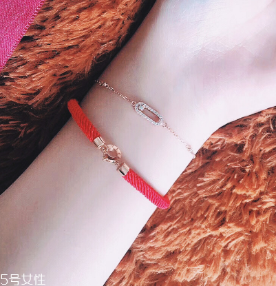 寶格麗紅繩多少錢？寶格麗紅繩手鏈專柜價格