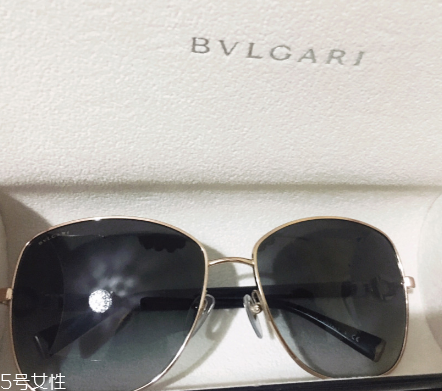 太陽(yáng)鏡戴上頭暈怎么辦？太陽(yáng)鏡為什么戴著頭暈？