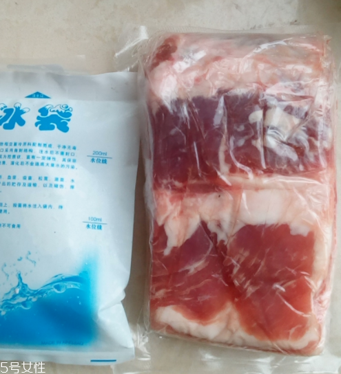 黑豬肉與白豬肉區(qū)別 黑豬肉與白豬肉哪個(gè)好吃？