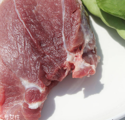 黑豬肉是黑色嗎？黑豬肉什么顏色？