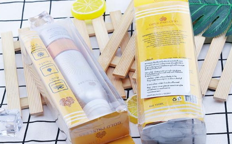 泰國皇家防曬噴霧怎么樣？泰國皇家防曬噴霧油不油