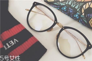 眼鏡可以用紙巾擦嗎？眼鏡能不能用紙擦？