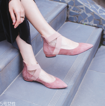 今年流行什么樣的芭蕾舞鞋？芭蕾舞鞋流行什么樣的？
