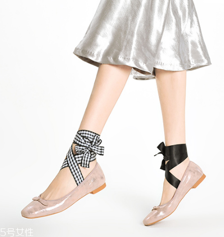 今年流行什么樣的芭蕾舞鞋？芭蕾舞鞋流行什么樣的？