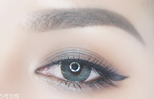 偏光色眼影能畫(huà)臥蠶嗎 偏光色眼影什么意思 偏光色眼影能畫(huà)臥蠶嗎 偏光色眼影什么意思