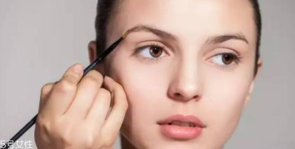 野生眉適合眉毛稀少的人嗎 眉毛少怎么畫野生眉 野生眉適合眉毛稀少的人嗎 眉毛少怎么畫野生眉