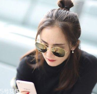 鯰魚(yú)須劉海怎么處理 鯰魚(yú)須劉海簡(jiǎn)單打造方法 鯰魚(yú)須劉海怎么處理 鯰魚(yú)須劉海簡(jiǎn)單打造方法