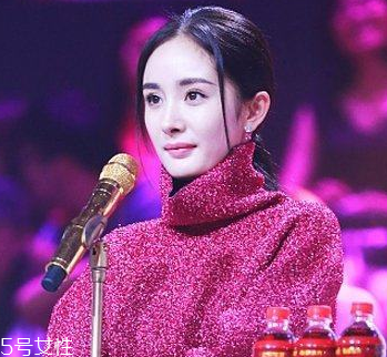 鯰魚(yú)須劉海怎么處理 鯰魚(yú)須劉海簡(jiǎn)單打造方法 鯰魚(yú)須劉海怎么處理 鯰魚(yú)須劉海簡(jiǎn)單打造方法