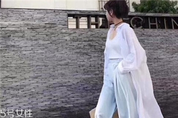 防曬衣能用洗衣機(jī)洗嗎？防曬衣可以機(jī)洗嗎？