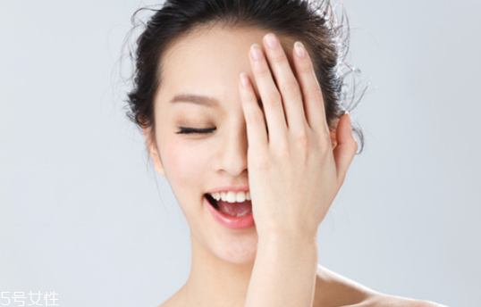 冰點(diǎn)脫毛危險(xiǎn)嗎 冰點(diǎn)脫毛前注意什么 冰點(diǎn)脫毛危險(xiǎn)嗎 冰點(diǎn)脫毛前注意什么