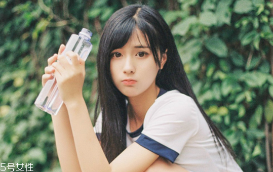 冰點(diǎn)脫毛危險(xiǎn)嗎 冰點(diǎn)脫毛前注意什么 冰點(diǎn)脫毛危險(xiǎn)嗎 冰點(diǎn)脫毛前注意什么