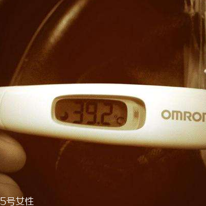 體溫計(jì)是熱脹冷縮嗎？體溫計(jì)原理