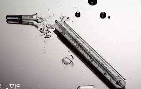 體溫計(jì)能放嘴巴里嗎？體溫計(jì)是放嘴巴里測(cè)嗎？