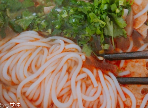 干米粉怎么泡 干米粉泡多久 干米粉怎么泡 干米粉泡多久